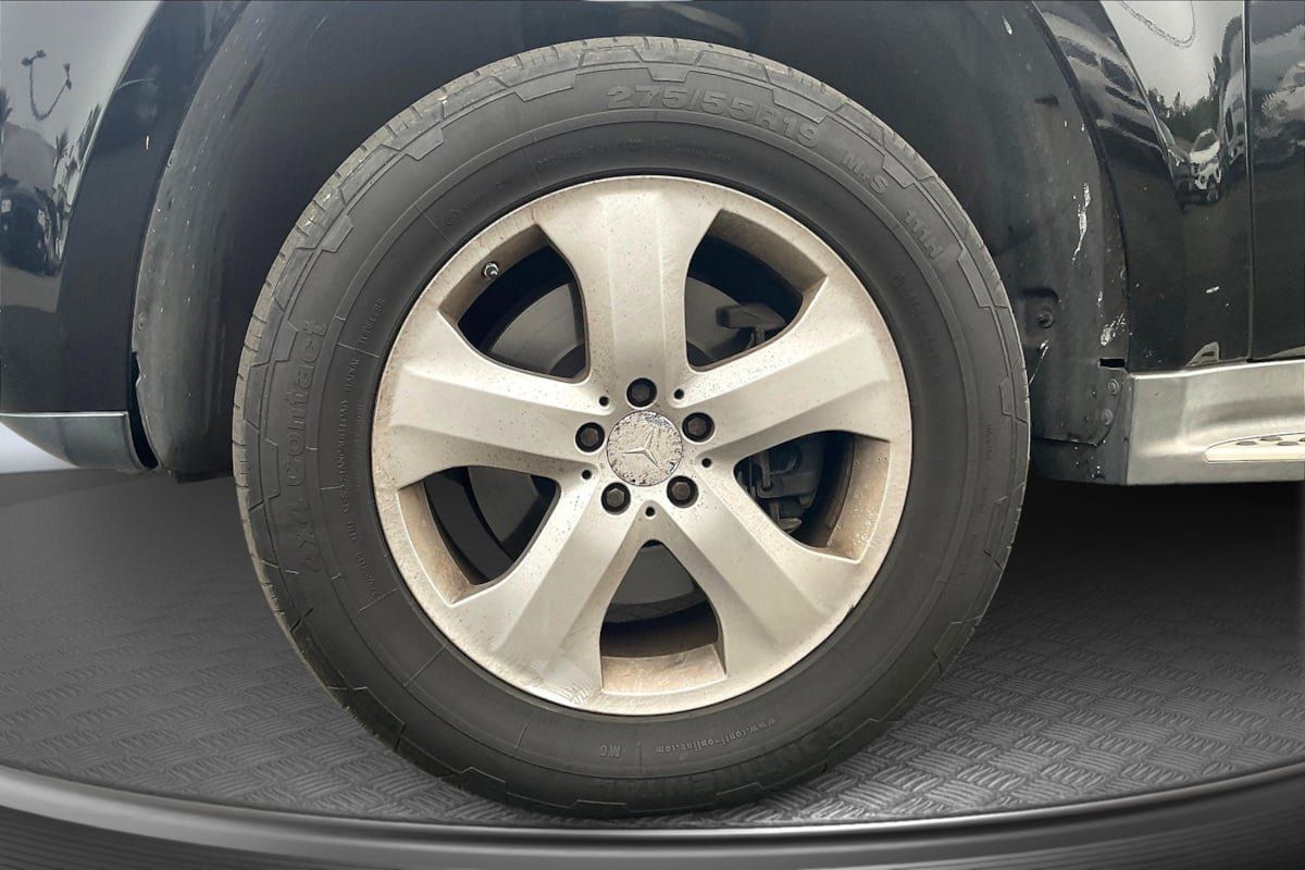Used 2010 Mercedes-Benz GL 450 4MATIC image 9