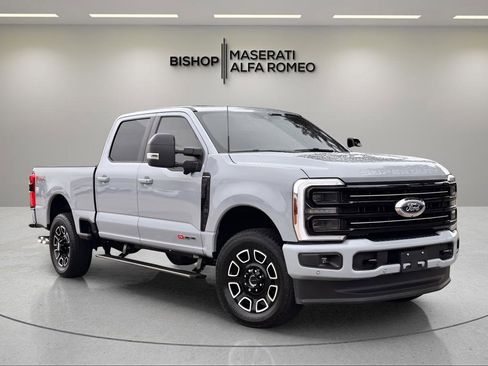 Used 2026 Ford F350 Platinum w/ FX4 Off-Road Package AWD/4WD image 1