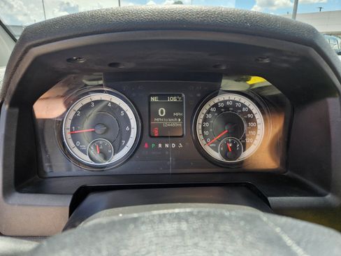 Used 2021 RAM 1500 Classic SLT AWD/4WD image 28