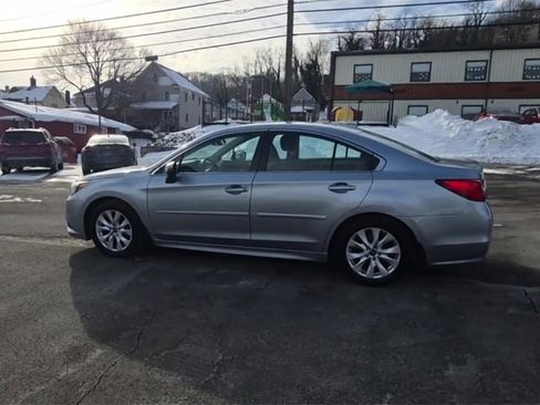 Used 2017 Subaru Legacy 2.5i Premium image 7