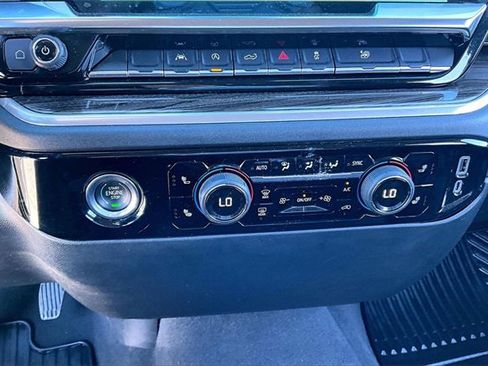 Used 2023 Chevrolet Silverado 1500 LT image 17