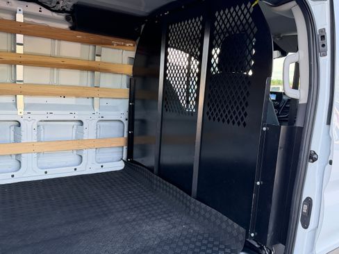 Used 2024 Ford Transit 250 Low Roof w/ Exterior Upgrade Package RWD image 9