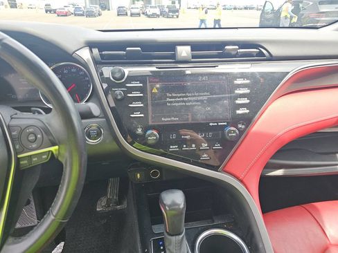 Used 2020 Toyota Camry XSE FWD image 4