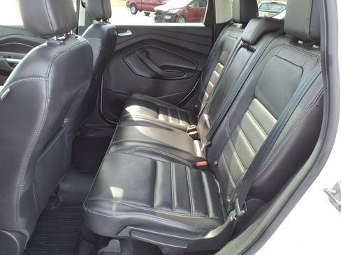 Used 2019 Ford Escape Titanium AWD/4WD image 10