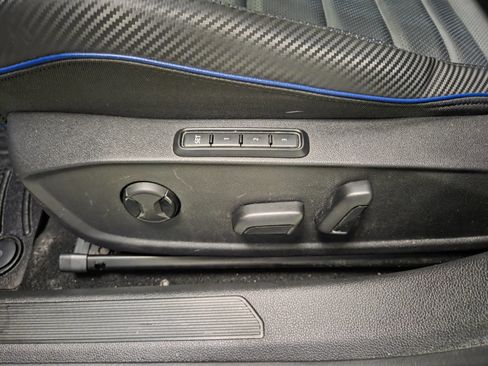 Used 2022 Volkswagen Golf R AWD/4WD image 14