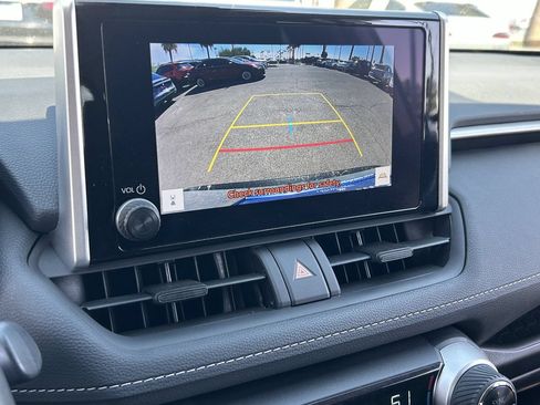 Used 2024 Toyota RAV4 XLE AWD/4WD image 31