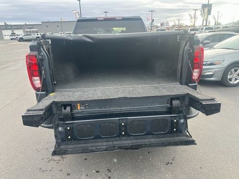 Used 2021 GMC Sierra 1500 Elevation image 13