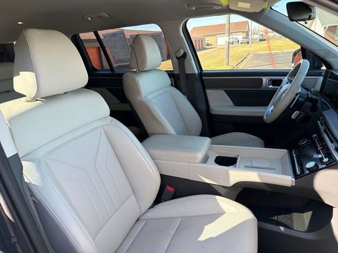 Used 2025 Hyundai Santa Fe SEL image 23