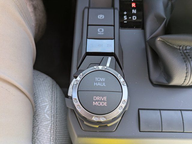New 2026 Toyota 4Runner SR5 AWD/4WD image 25