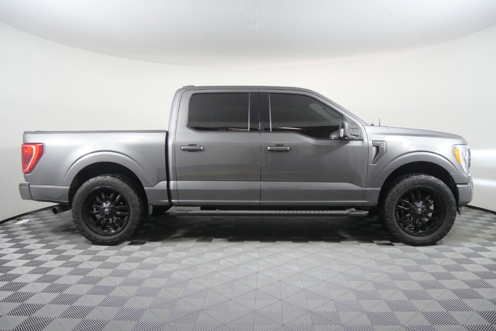 Used 2021 Ford F150 XLT w/ Equipment Group 302A High RWD image 3