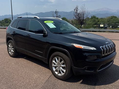 Used 2016 Jeep Cherokee Limited AWD/4WD image 18
