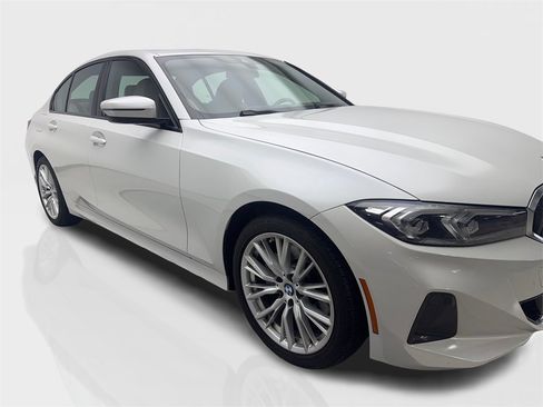 Used 2023 BMW 330i Sedan w/ Driving Assistance Package image 12