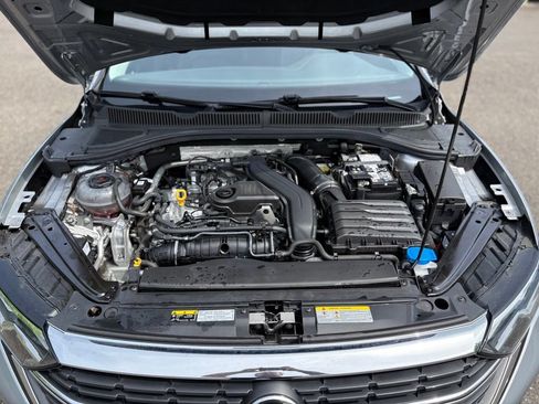 Used 2024 Volkswagen Jetta SE FWD image 23