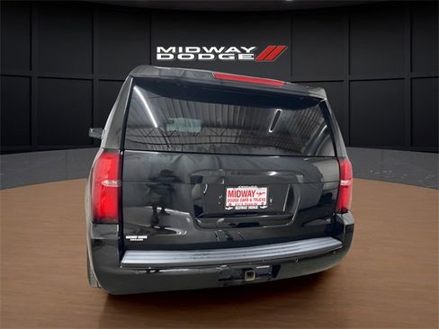 Used 2019 Chevrolet Tahoe 4WD w/ Remote Keyless Entry Package image 6
