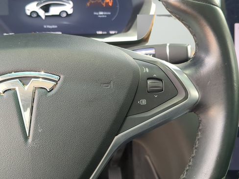 Used 2018 Tesla Model X 100D AWD/4WD image 14
