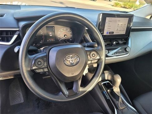 Used 2024 Toyota Corolla LE image 11