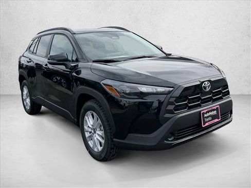 New 2026 Toyota Corolla Cross LE AWD/4WD image 3