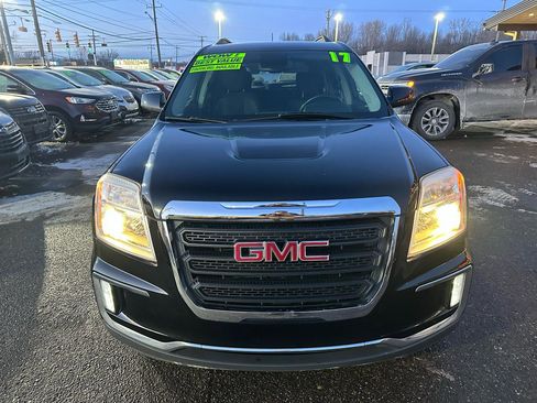 Used 2017 GMC Terrain SLE w/ Convenience Package image 2