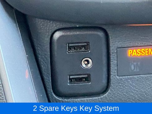 Used 2022 Chevrolet Trax LT w/ LT Convenience Package AWD/4WD image 23