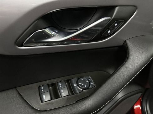 Used 2025 Chevrolet Blazer LT w/ Driver Confidence Package image 16