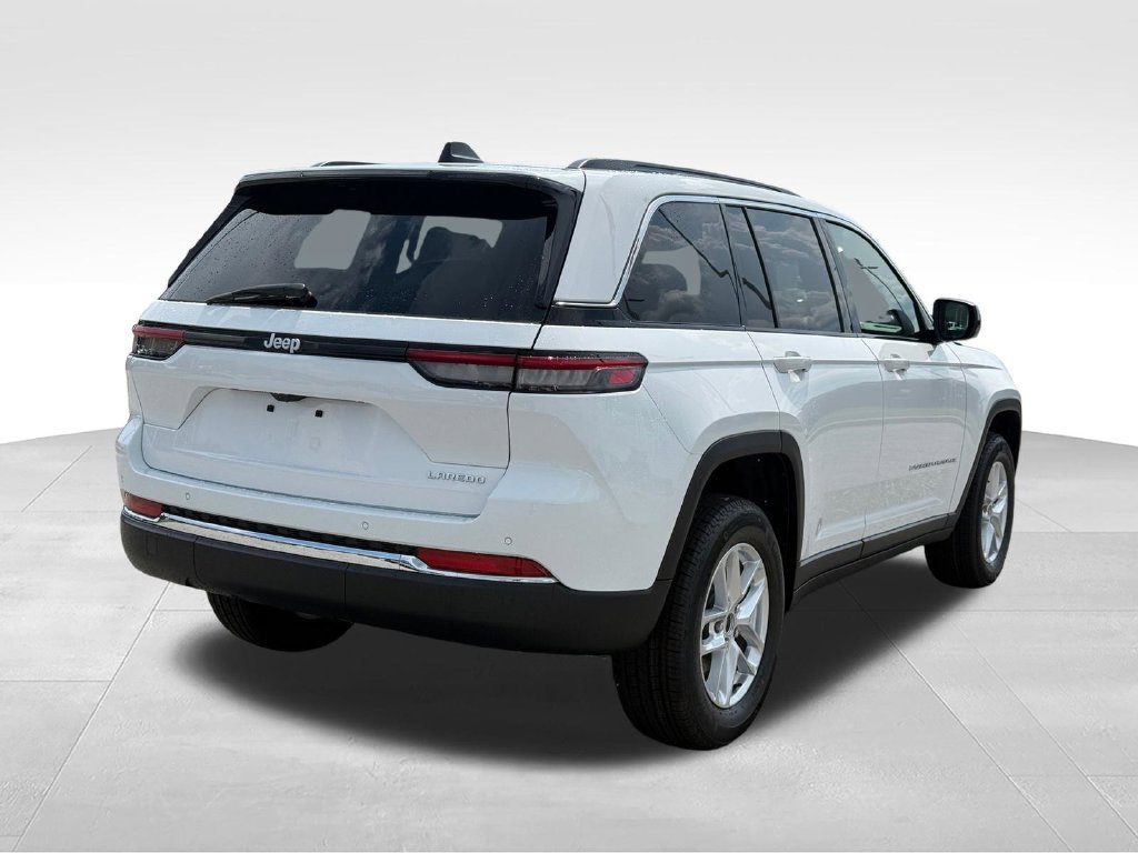 New 2026 Jeep Grand Cherokee 2WD image 28