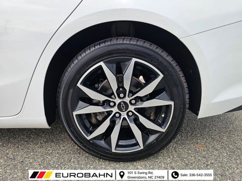 Used 2021 Chevrolet Malibu RS FWD image 31