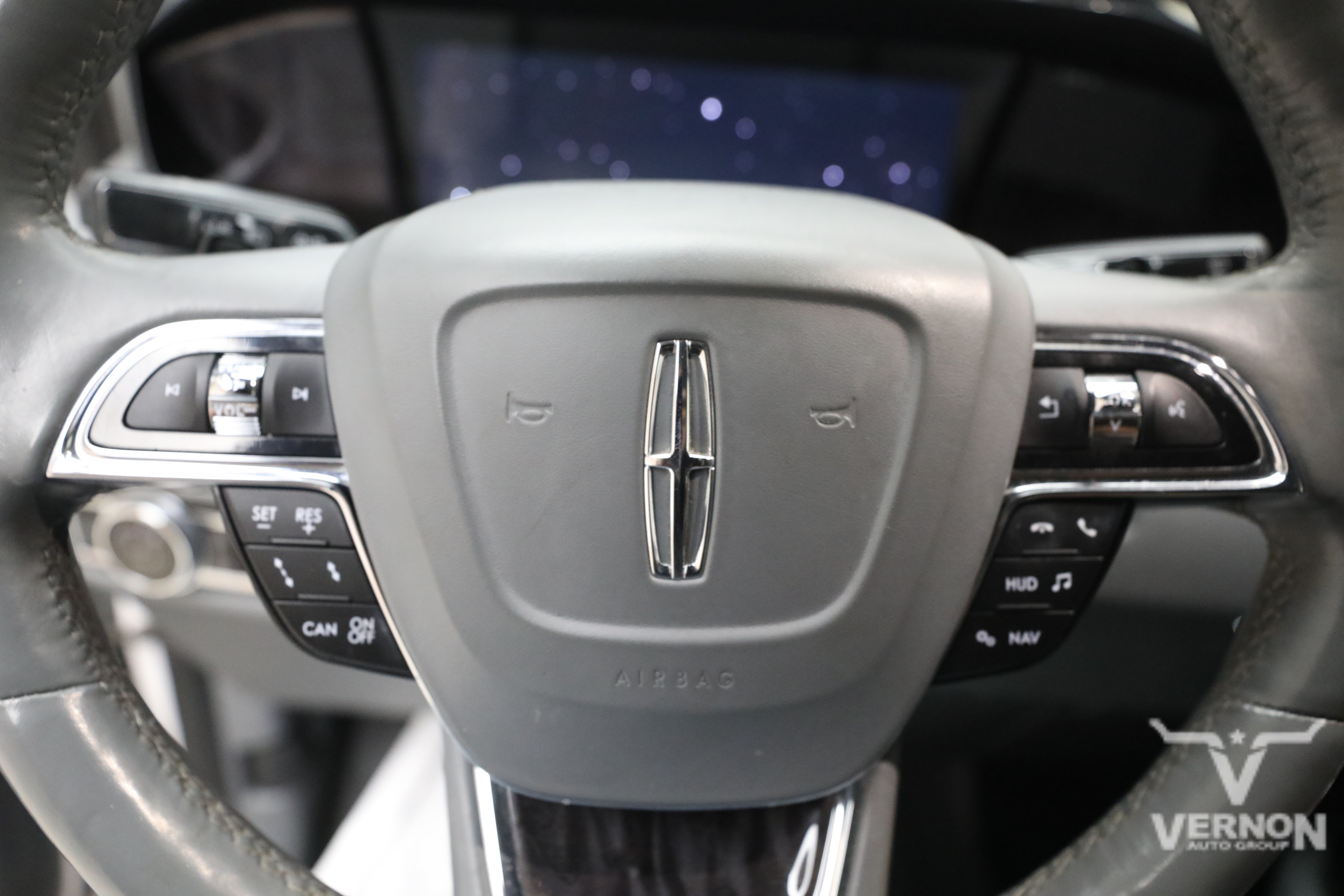 Used 2019 Lincoln Navigator L Select w/ Technology Package RWD image 22