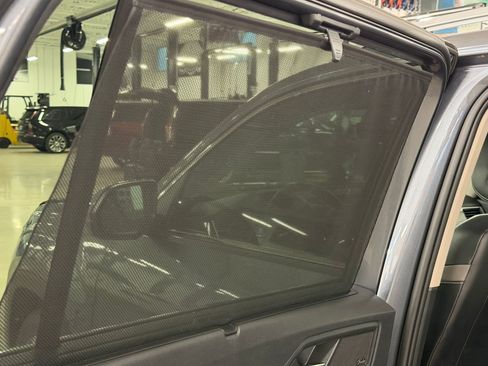 Used 2021 Volkswagen Atlas SEL Premium AWD/4WD image 43