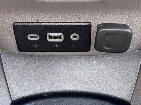 Used 2023 Chevrolet Malibu LS FWD image 18