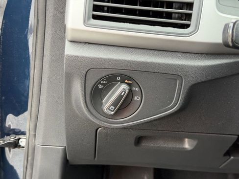 Used 2021 Volkswagen Atlas SE image 9