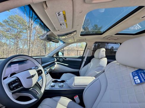 Used 2025 Genesis GV80 3.5T Prestige image 19