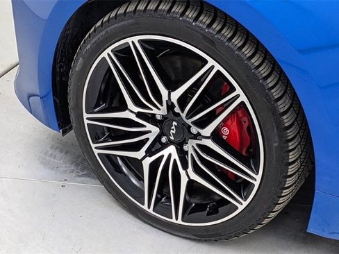 Used 2023 Kia Stinger GT2 image 5