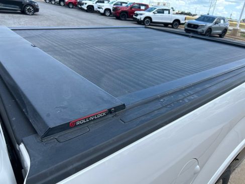 Used 2018 Ford F150 Lariat w/ Equipment Group 502A Luxury RWD image 10