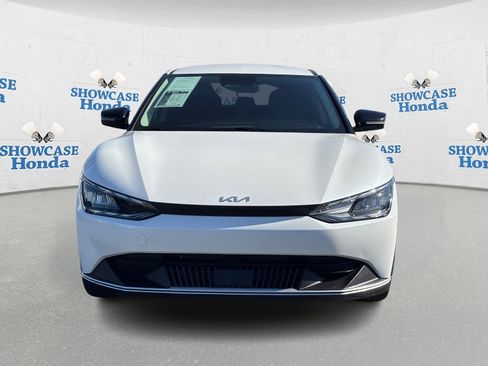 Used 2023 Kia EV6 Light image 6