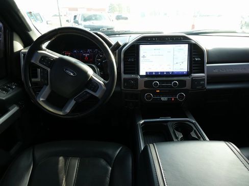 Used 2022 Ford F350 Platinum image 22