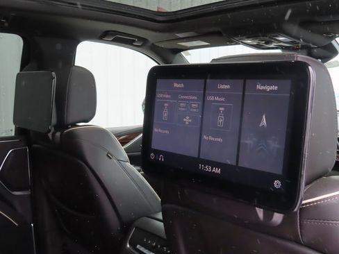 Used 2021 Cadillac Escalade ESV Premium Luxury w/ Driver Assist Tech Package image 30