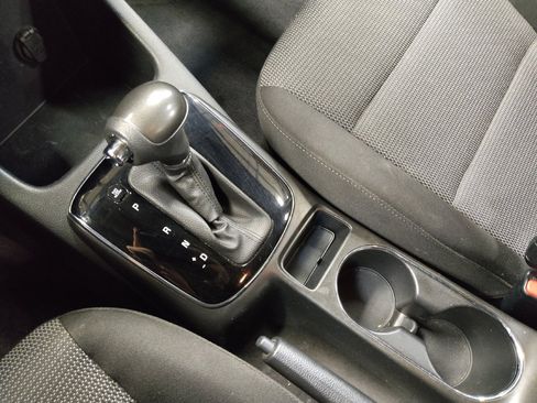 Used 2017 Kia Forte LX image 26