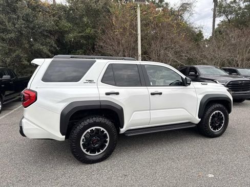 Used 2025 Toyota 4Runner TRD Off-Road Premium image 2
