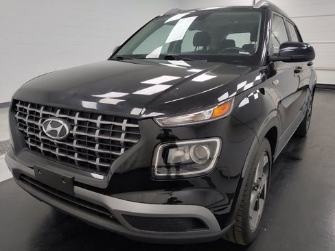 Used 2022 Hyundai Venue SEL FWD image 14