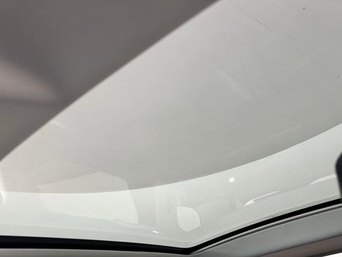 Certified 2025 Land Rover Discovery Sport S image 13