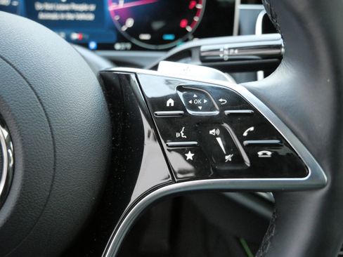 Used 2025 Mercedes-Benz E 350 4MATIC Sedan image 28