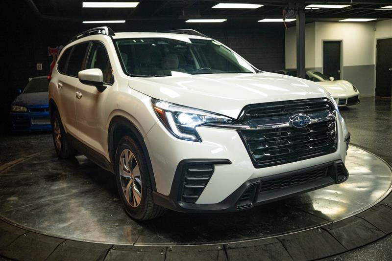 Used 2025 Subaru Ascent Premium AWD/4WD image 5