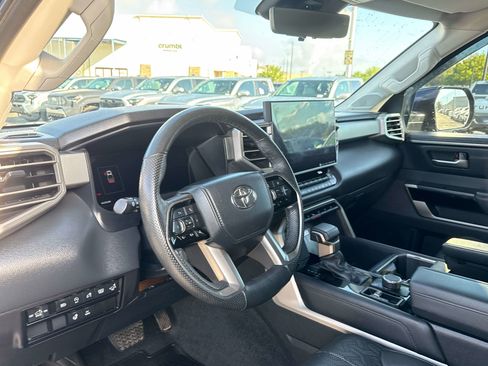 Used 2024 Toyota Tundra Limited AWD/4WD image 10
