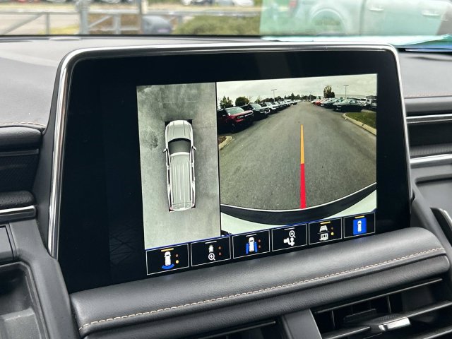 Used 2022 GMC Yukon XL AT4 w/ Technology Package AWD/4WD image 44