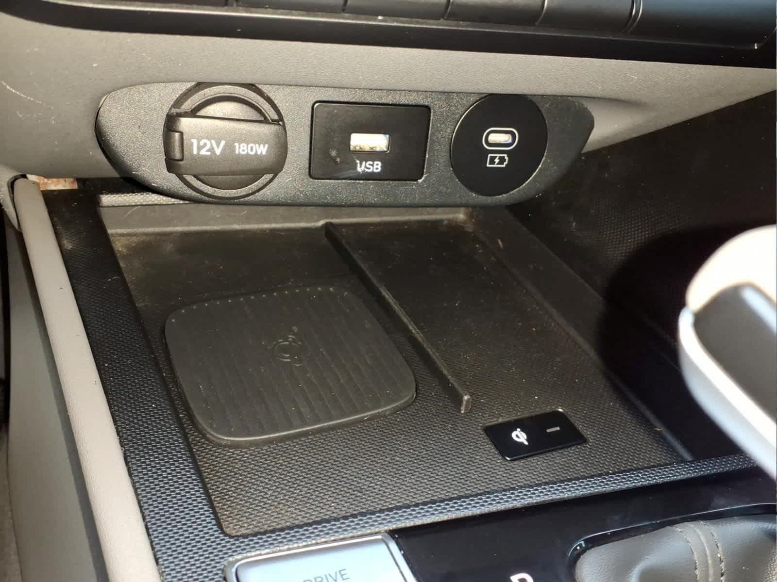 Used 2025 Hyundai Elantra Sport FWD image 22