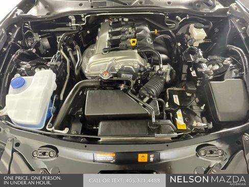 Used 2025 MAZDA MX-5 Miata RF Grand Touring image 37