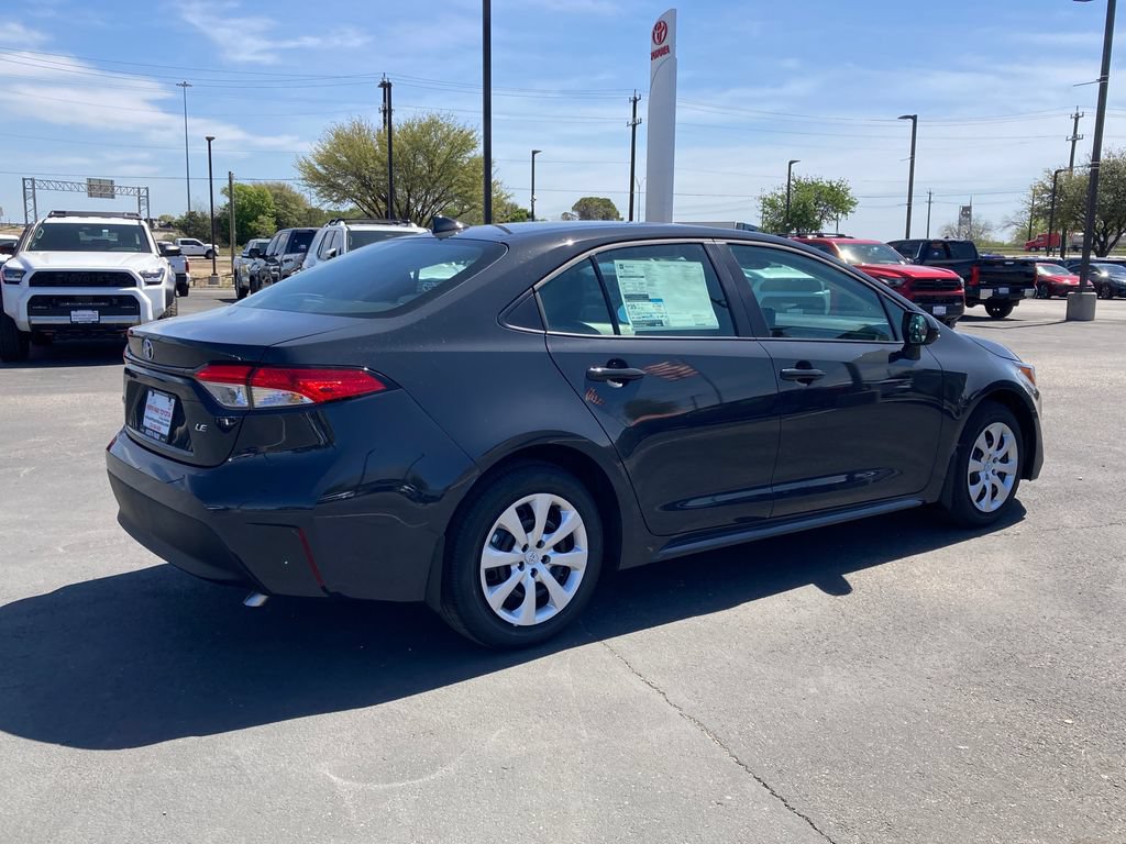 New 2026 Toyota Corolla LE FWD image 5
