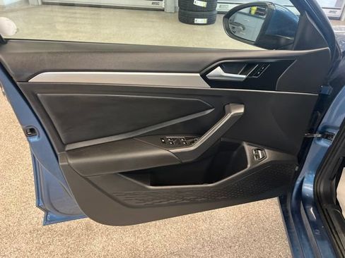 Used 2021 Volkswagen Jetta S FWD image 22
