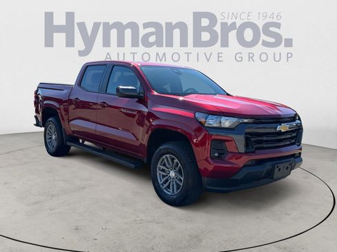 Used 2024 Chevrolet Colorado LT w/ LT Convenience Package II RWD image 1