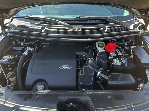 Used 2013 Ford Explorer Limited image 24